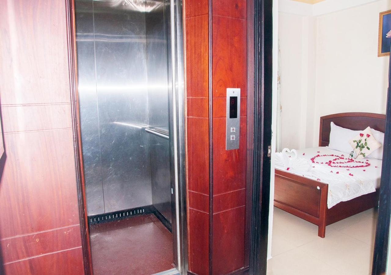 Queen 7 Hotel Nha Trang Eksteriør billede